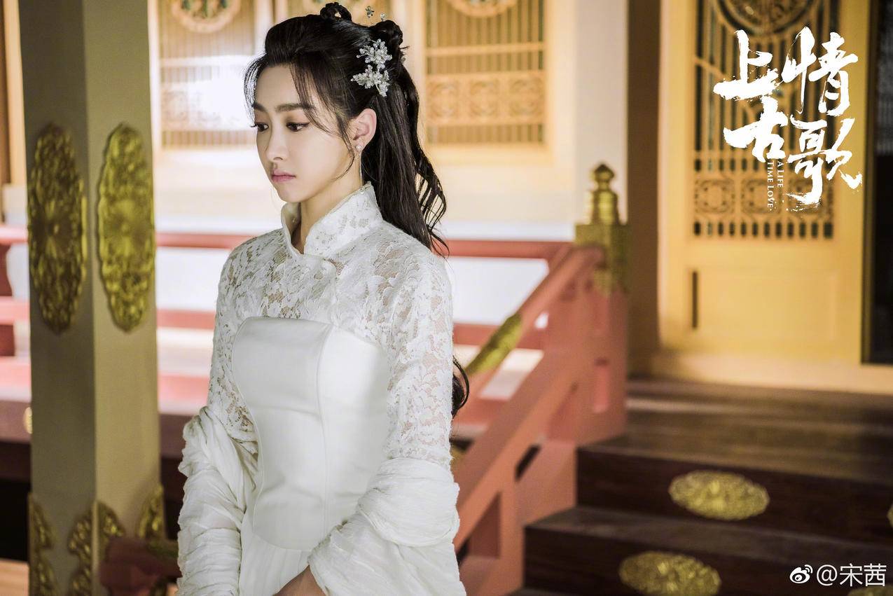 客服主管王小华